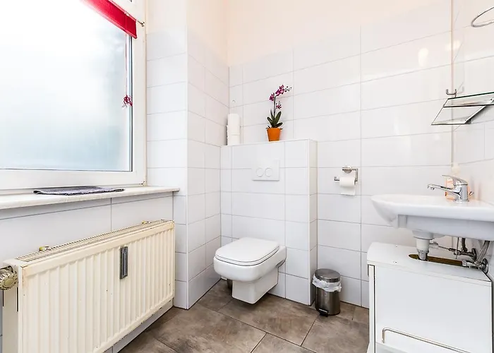 One-Bedroom Ground Floor Apartment